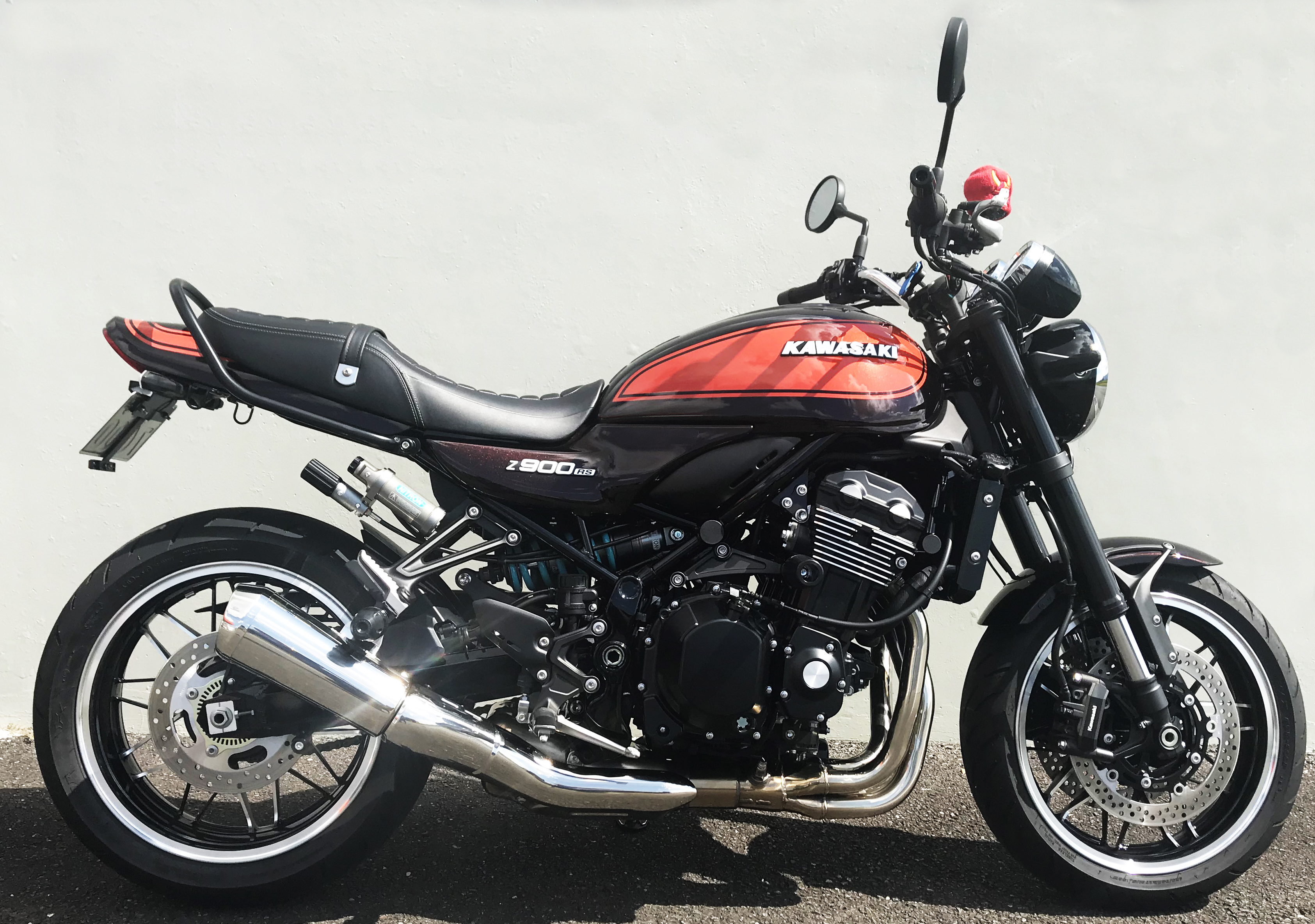 Z900RS マフラー K674/M198 カワサキ 純正  バイク 部品 ZR900C K674 M198 コケキズ無し 凹み無し 修復素材や車検時のノーマル戻しに 車検 Genuine:22211023